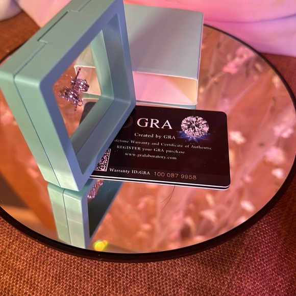 2 Carat Moissanite Halo Studs in Sterling Silver S925 - Picture 5 of 6